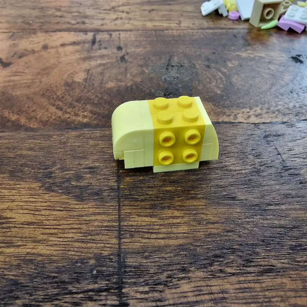 the unfinished LEGO 30690 Easter Egg Chick Painting Fun reviewed by angelofdeathWHV